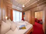 Single Junior Suite with mountain view