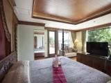 Luxury Suite with balcony