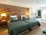 Standard Twin room with sea view
