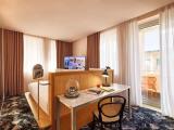 Large Mama Double room with balcony