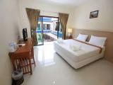 Double room with pool view