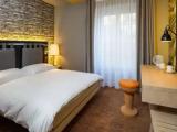 Double room with street view