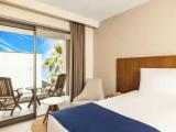 Standard Double room with partial sea view