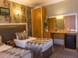Standard Triple room with balcony