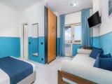 Standard Triple room with water view