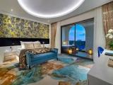 Standard room with pool view