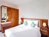 Deluxe Double room with city view