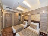 Standard Twin room with city view