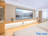 Deluxe Twin room with view