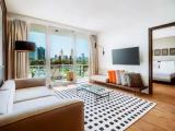 Deluxe Double Suite with balcony and with harbour view