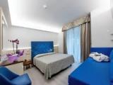 Standard Triple room with balcony