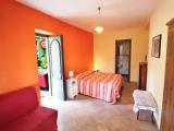 Standard Triple room with sea view