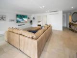 4 Bedrooms Deluxe Apartment with ocean view