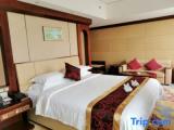 Standard room with lake view