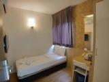 Deluxe (no Window) Single room
