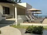 Suite with balcony and beachfront