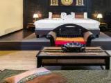 Suite with balcony