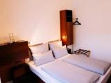 Medium Double room