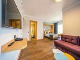 Standard room with partial sea view