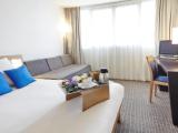 Superior room with pool view