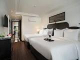 Suite with balcony and with mountain view