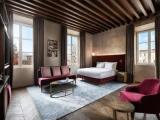 Aria Double Junior Suite with city view