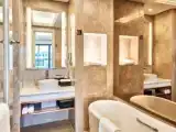 Deluxe Twin room with bay view