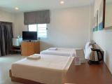 Superior Twin room with courtyard view