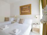 Superior Triple room with balcony