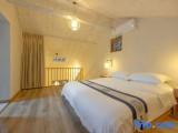 2 Bedrooms Deluxe Triple room