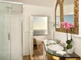 Suite with view