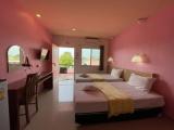 Superior Twin room with pool view