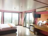 Suite with river view