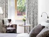 Standard Triple room with garden view