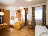 Standard Triple room with balcony