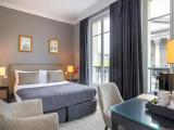 Superior with view on Madeleine Church Double room