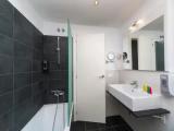 1 Bedroom Apartment with sea view