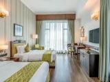 1 Bedroom Executive Double Suite with pool view