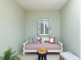 1 Bedroom Apartment with sea view
