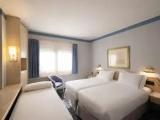 Standard Triple room with balcony
