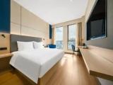 Standard Double room with city view