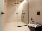 Deluxe Single Suite