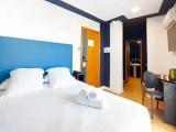 Superior Double room with city view