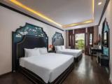 Family Suite with balcony and with city view