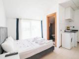 2 Bedrooms Quadruple Family Apartment