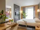 Standard Quadruple room with balcony