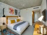 Double room with city view