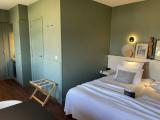 Standard Twin room with garden view