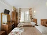 Standard room with balcony and with garden view