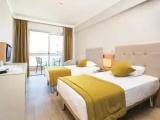 Standard Double room with land view